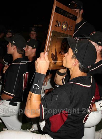 Thumbnail 2 in El Rancho vs. Oaks Christian (CIFSS Division 4 Championship) photogallery.