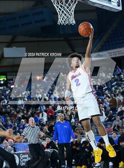 Thumbnail 3 in O'Dea @ Rainier Beach (WIAA 3A Semifinals) photogallery.