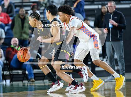 Thumbnail 1 in O'Dea @ Rainier Beach (WIAA 3A Semifinals) photogallery.