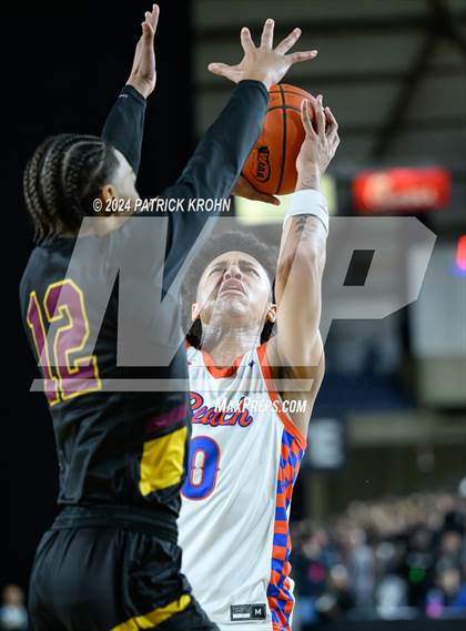 Thumbnail 3 in O'Dea @ Rainier Beach (WIAA 3A Semifinals) photogallery.