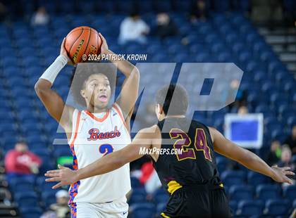 Thumbnail 3 in O'Dea @ Rainier Beach (WIAA 3A Semifinals) photogallery.