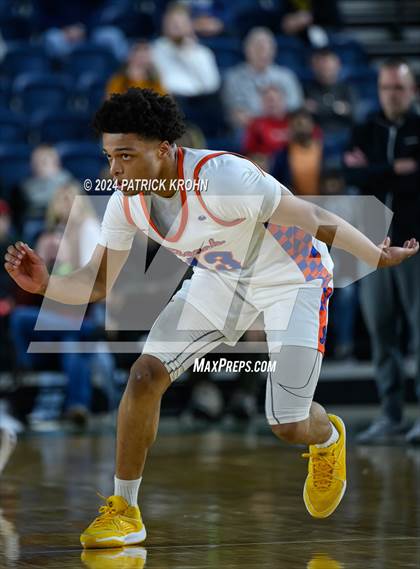 Thumbnail 3 in O'Dea @ Rainier Beach (WIAA 3A Semifinals) photogallery.