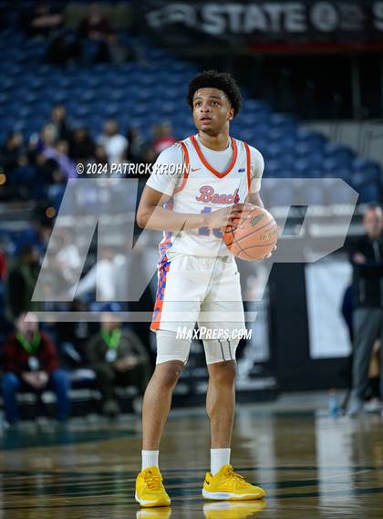 Thumbnail 3 in O'Dea @ Rainier Beach (WIAA 3A Semifinals) photogallery.