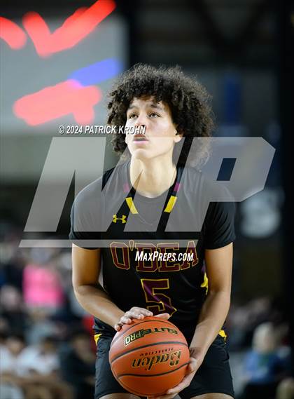 Thumbnail 1 in O'Dea @ Rainier Beach (WIAA 3A Semifinals) photogallery.