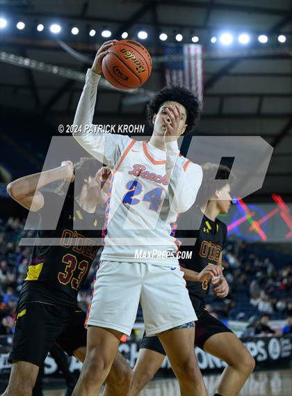 Thumbnail 3 in O'Dea @ Rainier Beach (WIAA 3A Semifinals) photogallery.
