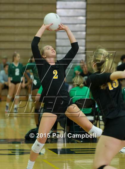 Thumbnail 1 in Gilbert vs Corona del Sol (Gilbert Invitational) photogallery.