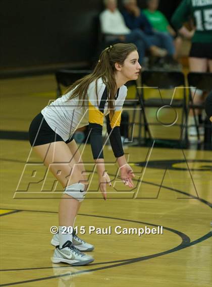 Thumbnail 1 in Gilbert vs Corona del Sol (Gilbert Invitational) photogallery.