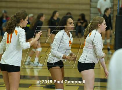 Thumbnail 2 in Gilbert vs Corona del Sol (Gilbert Invitational) photogallery.