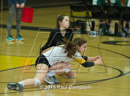 Thumbnail 3 in Gilbert vs Corona del Sol (Gilbert Invitational) photogallery.