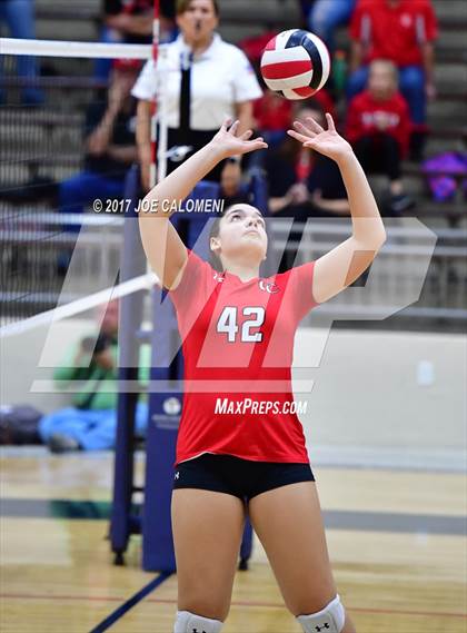 Thumbnail 1 in O'Connor vs Canyon (6A Region 4 Bi-District) photogallery.