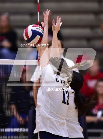Thumbnail 1 in O'Connor vs Canyon (6A Region 4 Bi-District) photogallery.