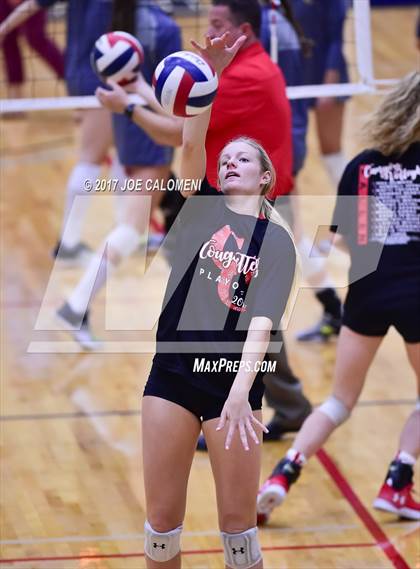 Thumbnail 2 in O'Connor vs Canyon (6A Region 4 Bi-District) photogallery.
