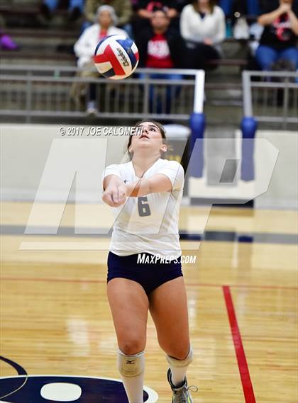 Thumbnail 3 in O'Connor vs Canyon (6A Region 4 Bi-District) photogallery.