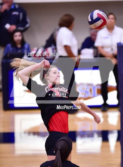 Thumbnail 3 in O'Connor vs Canyon (6A Region 4 Bi-District) photogallery.