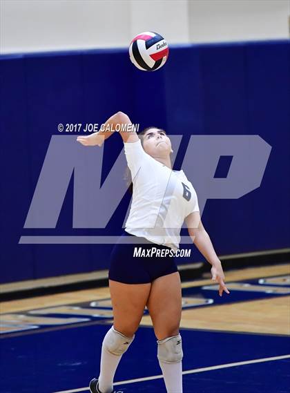 Thumbnail 2 in O'Connor vs Canyon (6A Region 4 Bi-District) photogallery.