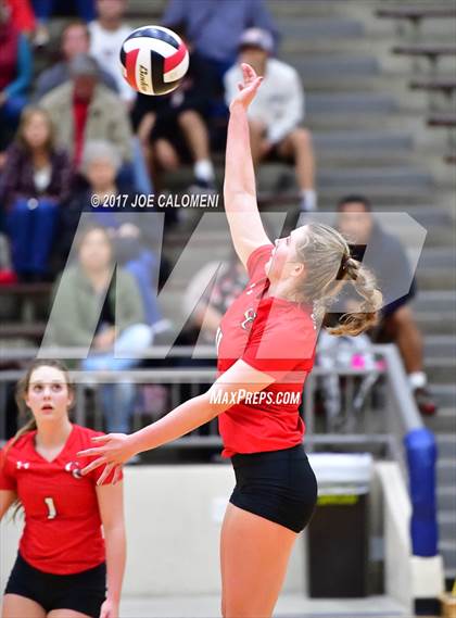 Thumbnail 2 in O'Connor vs Canyon (6A Region 4 Bi-District) photogallery.