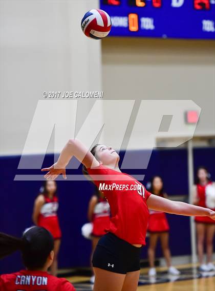 Thumbnail 1 in O'Connor vs Canyon (6A Region 4 Bi-District) photogallery.