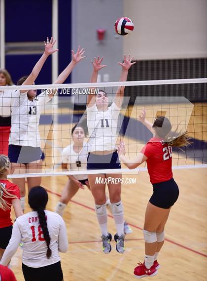 Thumbnail 2 in O'Connor vs Canyon (6A Region 4 Bi-District) photogallery.