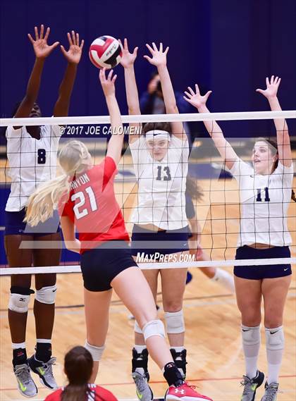 Thumbnail 3 in O'Connor vs Canyon (6A Region 4 Bi-District) photogallery.
