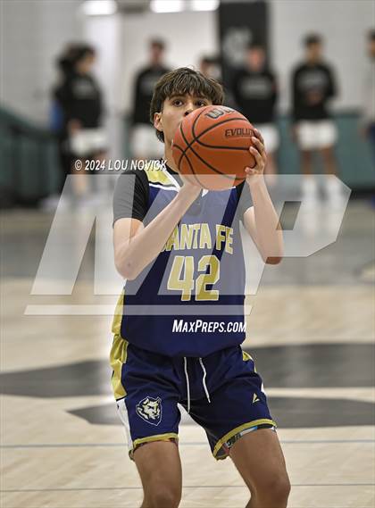 Thumbnail 3 in JV: Santa Fe @ Capital photogallery.