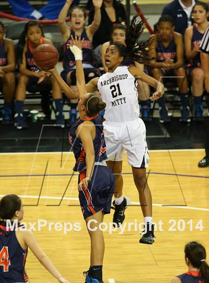 Thumbnail 1 in Chaminade vs. Archbishop Mitty (CIF State D2 Final) photogallery.