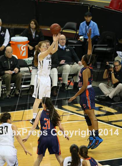 Thumbnail 3 in Chaminade vs. Archbishop Mitty (CIF State D2 Final) photogallery.