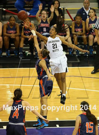 Thumbnail 2 in Chaminade vs. Archbishop Mitty (CIF State D2 Final) photogallery.