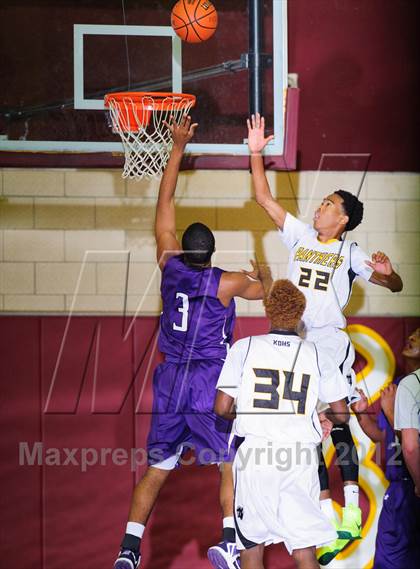Thumbnail 2 in Humble vs Klein Oak(McDonald's Texas Invitational) photogallery.
