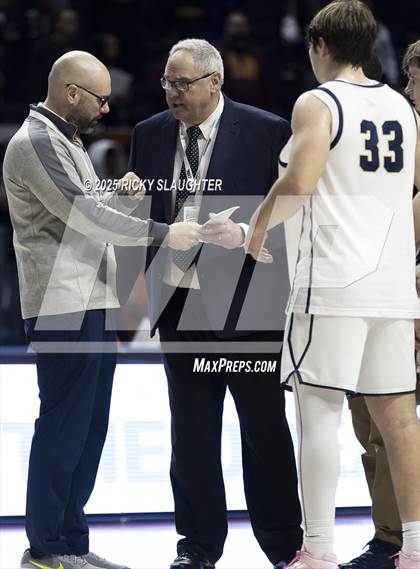 Thumbnail 3 in Althoff Catholic vs. Christ the King (IHSA 2A Semi Final) photogallery.
