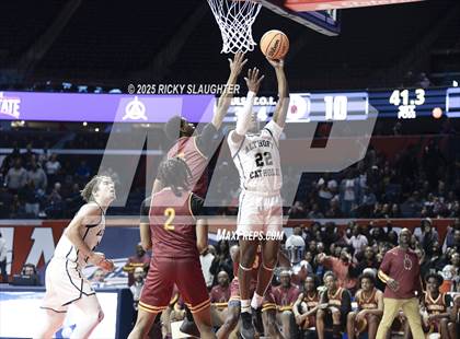 Thumbnail 3 in Althoff Catholic vs. Christ the King (IHSA 2A Semi Final) photogallery.
