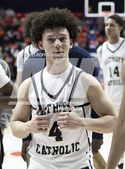 Thumbnail 3 in Althoff Catholic vs. Christ the King (IHSA 2A Semi Final) photogallery.
