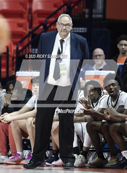 Thumbnail 1 in Althoff Catholic vs. Christ the King (IHSA 2A Semi Final) photogallery.