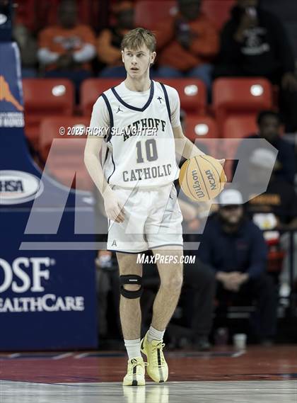 Thumbnail 3 in Althoff Catholic vs. Christ the King (IHSA 2A Semi Final) photogallery.