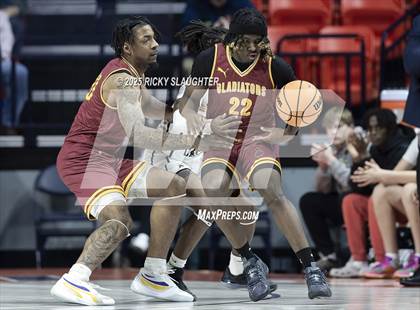 Thumbnail 3 in Althoff Catholic vs. Christ the King (IHSA 2A Semi Final) photogallery.