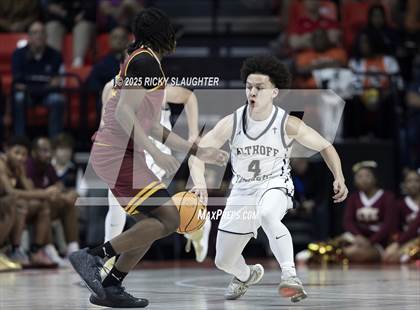 Thumbnail 1 in Althoff Catholic vs. Christ the King (IHSA 2A Semi Final) photogallery.