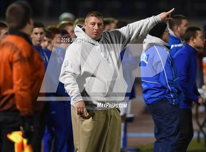 Thumbnail 2 in Hastings vs. Westhill (NYSPHSAA Class B Final) photogallery.