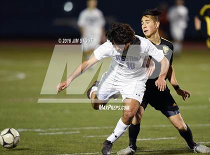 Thumbnail 2 in Hastings vs. Westhill (NYSPHSAA Class B Final) photogallery.