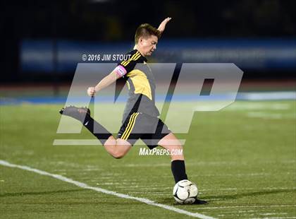 Thumbnail 3 in Hastings vs. Westhill (NYSPHSAA Class B Final) photogallery.