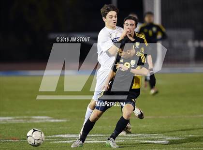 Thumbnail 2 in Hastings vs. Westhill (NYSPHSAA Class B Final) photogallery.