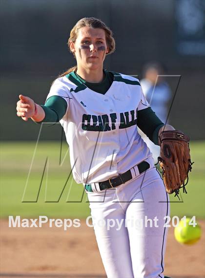 Thumbnail 3 in Clear Falls vs Clear Brook photogallery.
