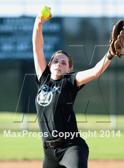 Thumbnail 2 in Clear Falls vs Clear Brook photogallery.
