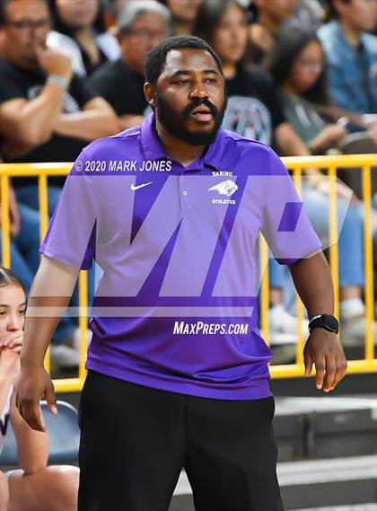 Thumbnail 2 in Page vs. Sabino (AIA 3A Final) photogallery.