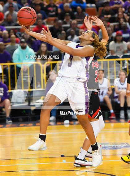 Thumbnail 2 in Page vs. Sabino (AIA 3A Final) photogallery.
