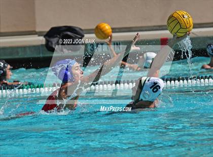 Thumbnail 3 in St. Ignatius College Preparatory vs Stevenson (Saint Francis Invitational) photogallery.