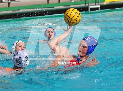 Thumbnail 3 in St. Ignatius College Preparatory vs Stevenson (Saint Francis Invitational) photogallery.