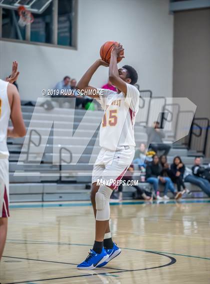 Thumbnail 1 in Southwest SD vs. Mission Vista ( Del Lago Tip-Off Classic) photogallery.