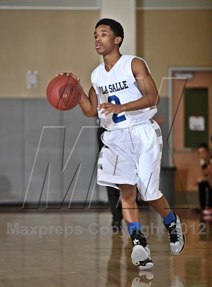 Thumbnail 1 in De La Salle vs. Orange Lutheran (MaxPreps Holiday Classic) photogallery.