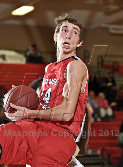 Thumbnail 1 in De La Salle vs. Orange Lutheran (MaxPreps Holiday Classic) photogallery.