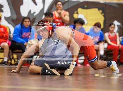 Thumbnail 2 in JV: Faith Lutheran vs. Valley photogallery.