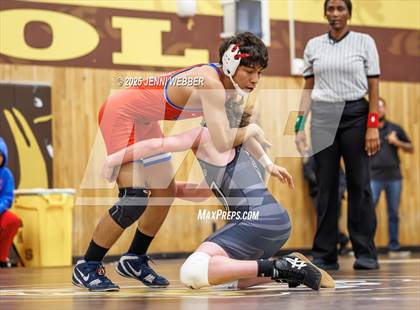 Thumbnail 2 in JV: Faith Lutheran vs. Valley photogallery.